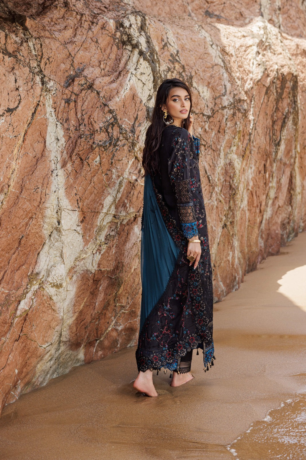 Luxury Lawn Vol 2 ZN-09